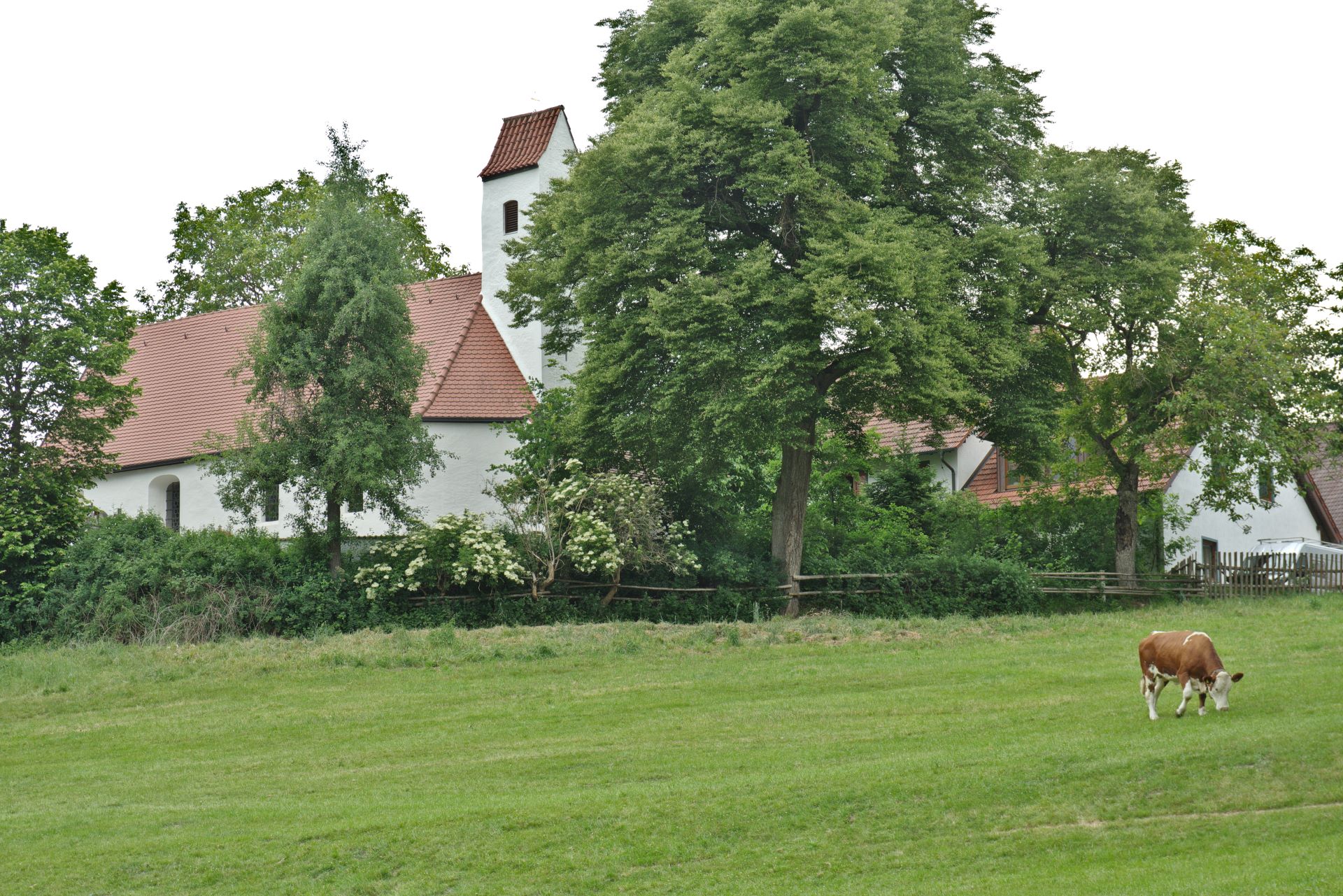 1_Ilmberg_Kirche_auf-Keltenhügel
